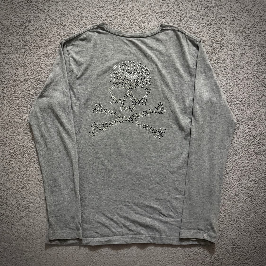 Skull stud long sleeve 상품이미지3