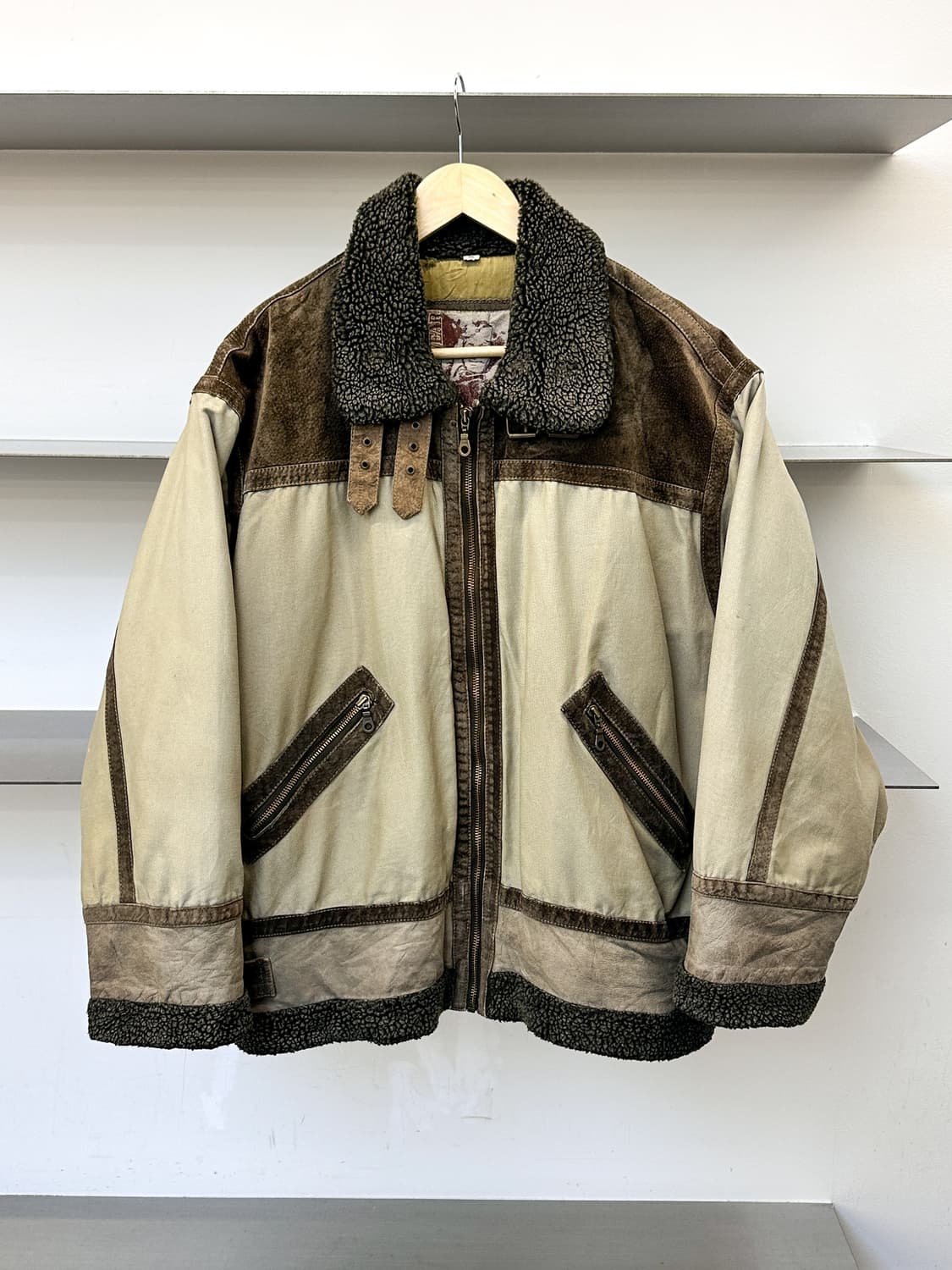 내츄럴 웨어 90’s 타입 B-3 레더 무스탕 상품이미지1