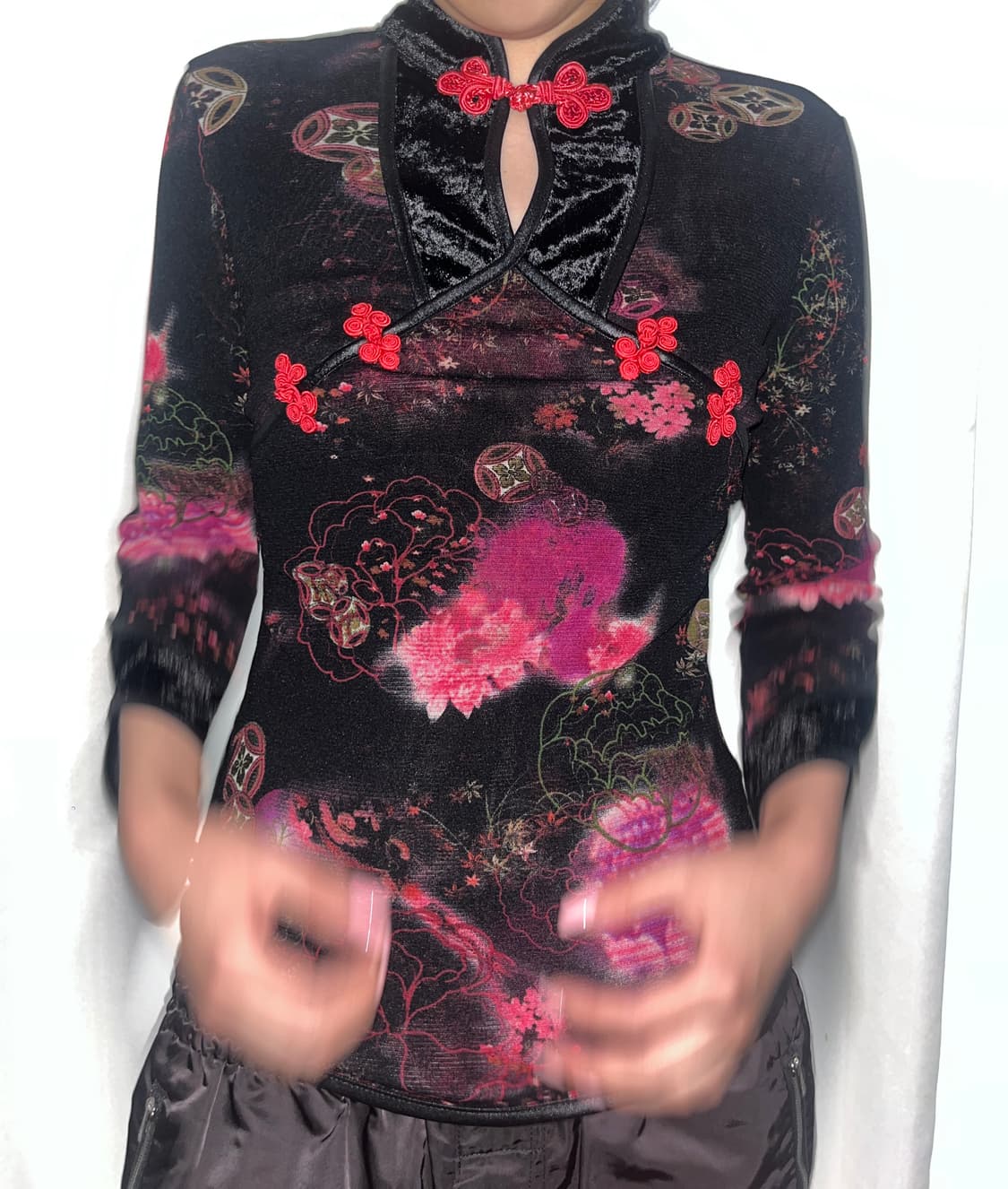 오즈온 벨벳 포인트 플라워 치파오 블라우스 롱슬리브 상품이미지1