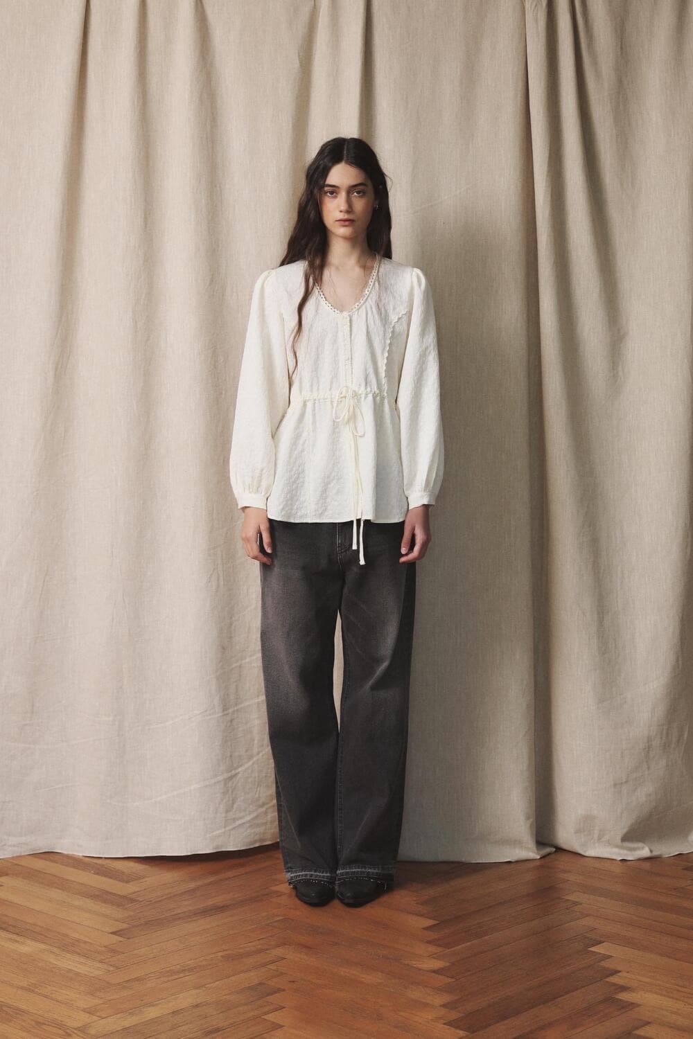 아우어솔티 Emotional Blouse Cream  상품이미지2