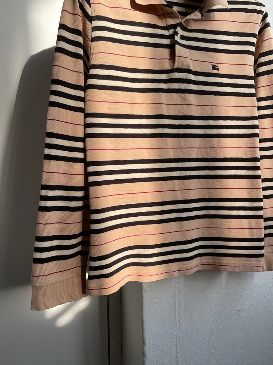 버버리 크레스트 로고 카라 티셔츠 상품이미지6