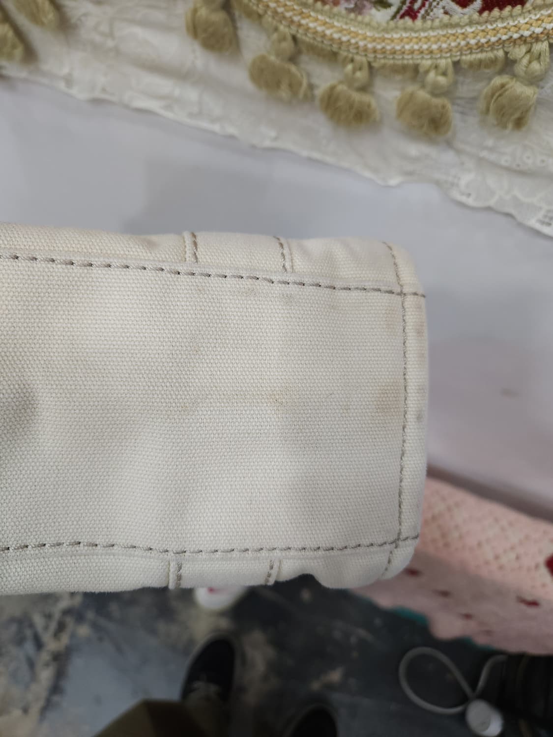 마크제이콥스 스몰 토트백

 상품이미지5