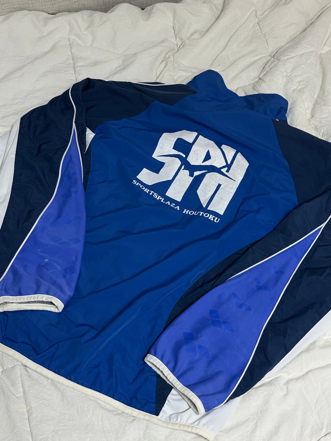 JP 아레나 바람막이 절개 라지 상품이미지2