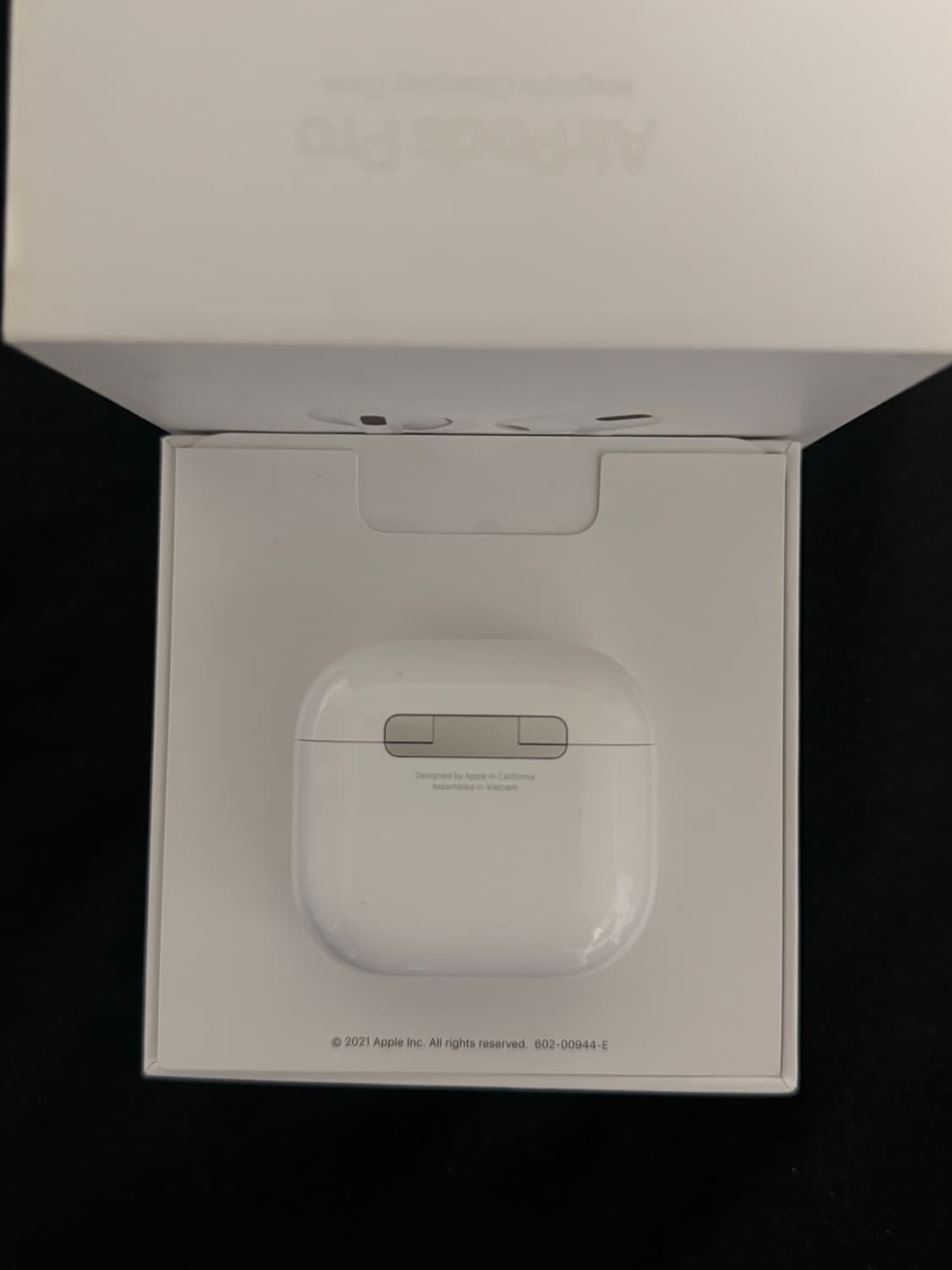 신품급 에어팟 4세대 상품이미지3