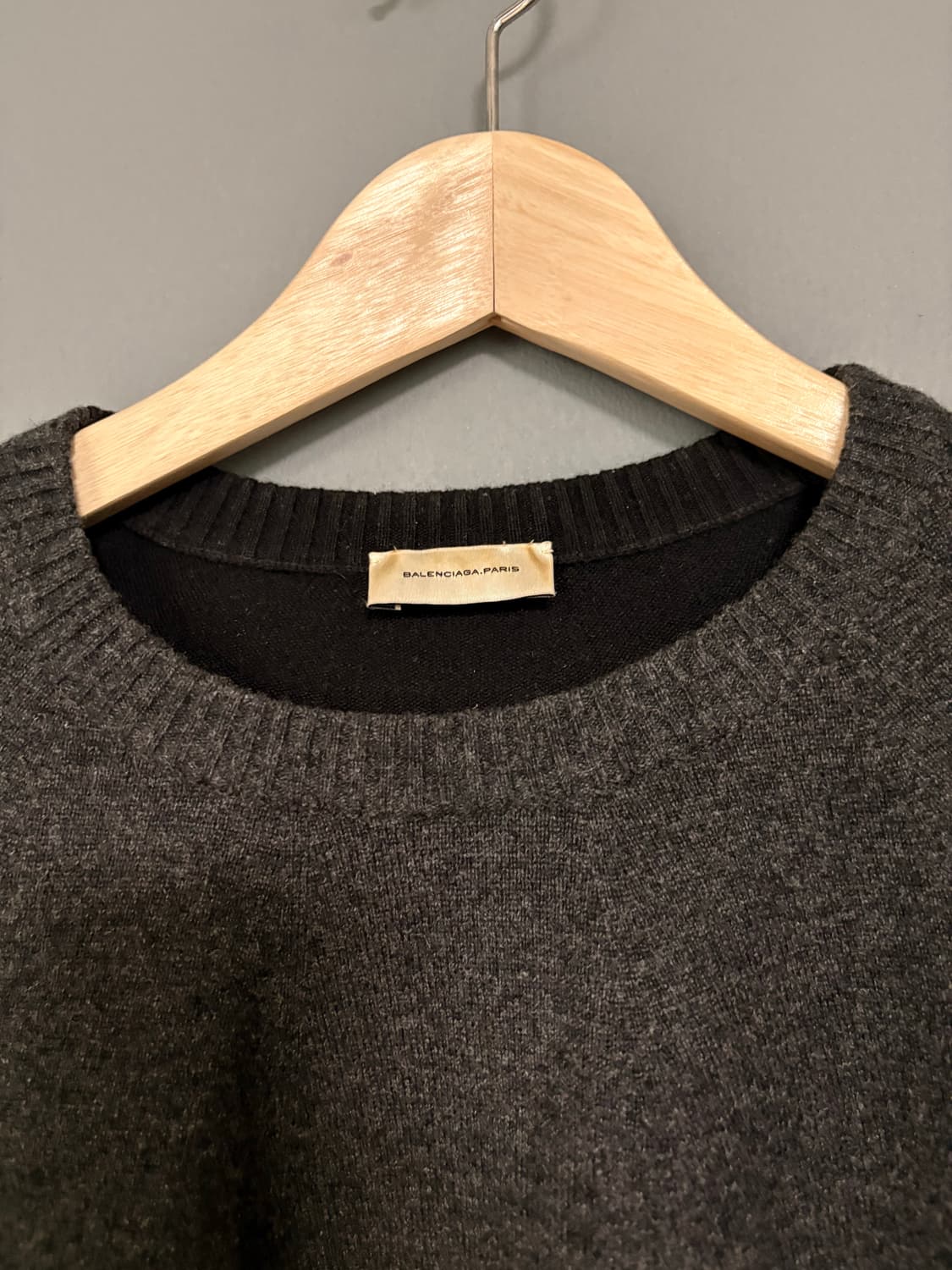 발렌시아가 그레이/블랙 니트  상품이미지2