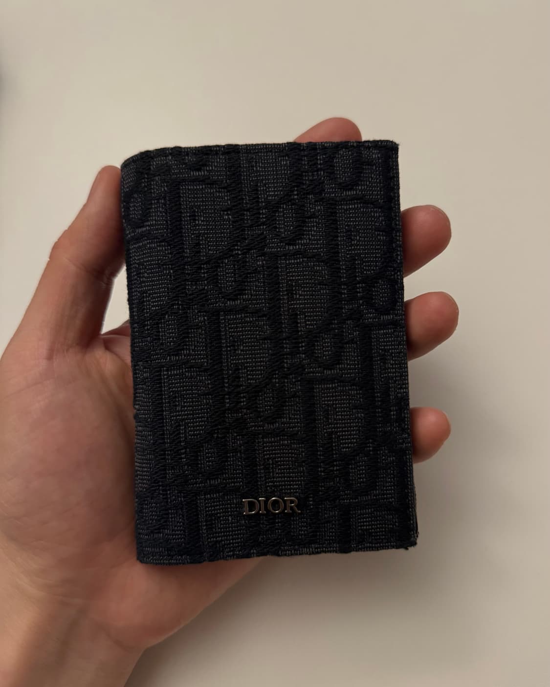 디올 2단 카드 홀더 블랙 디올 오블리크 자카드 지갑 판매합니다. 상품이미지2