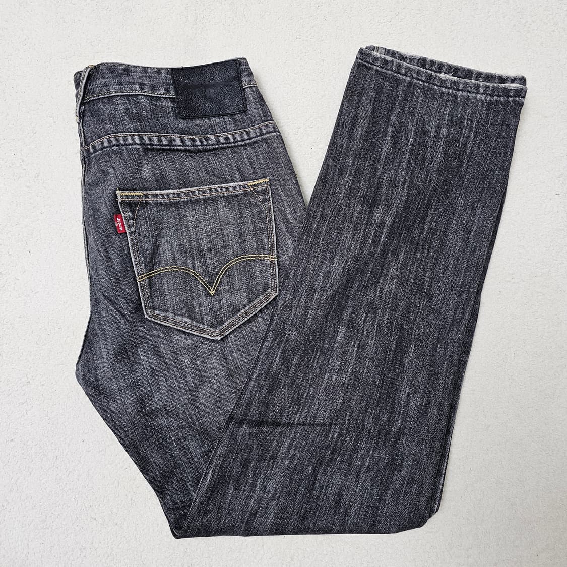 31 리바이스 레드룹 블랙 데님 청바지 상품이미지1