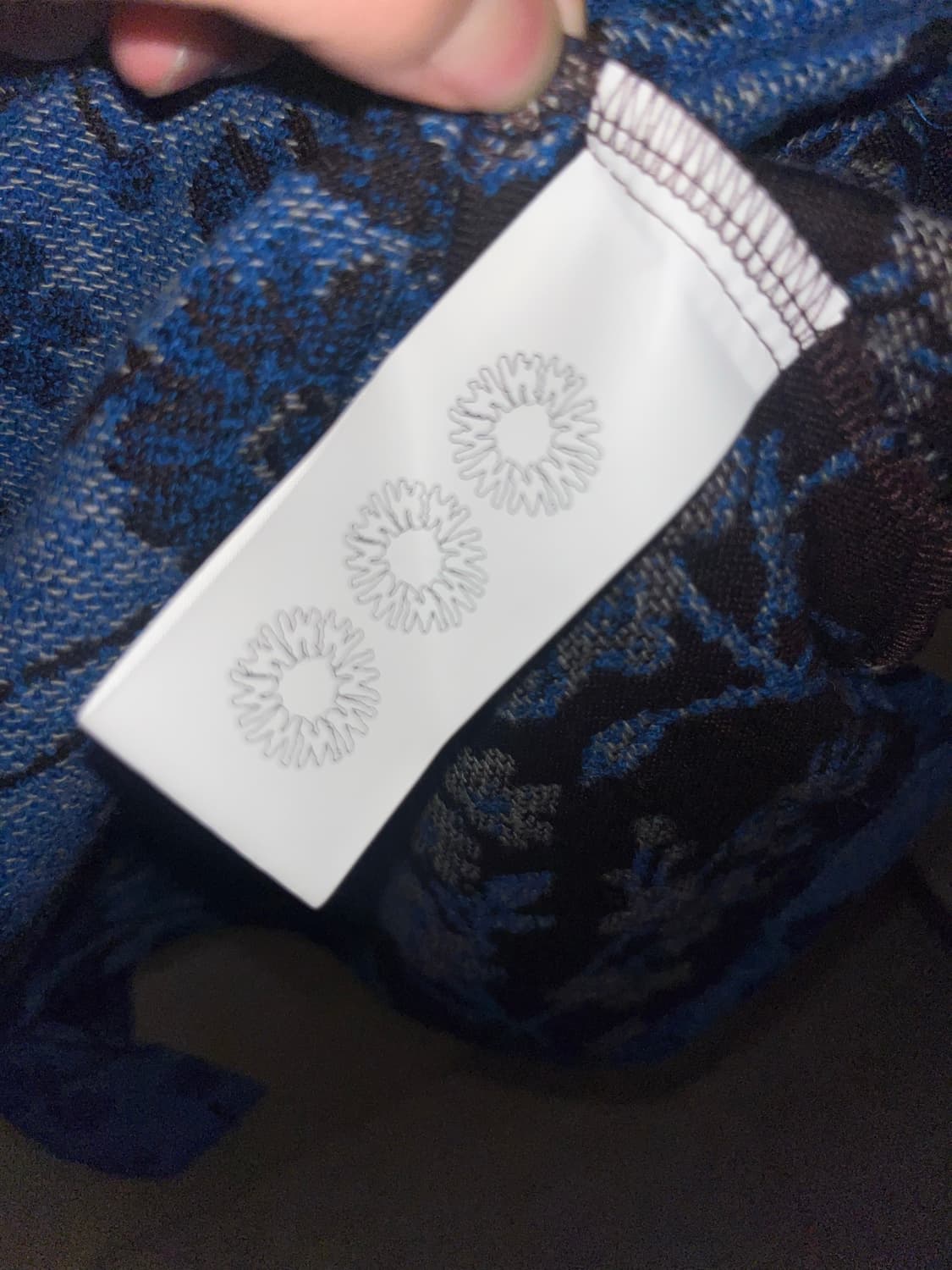 999휴머니티 자가드 니트 상품이미지4