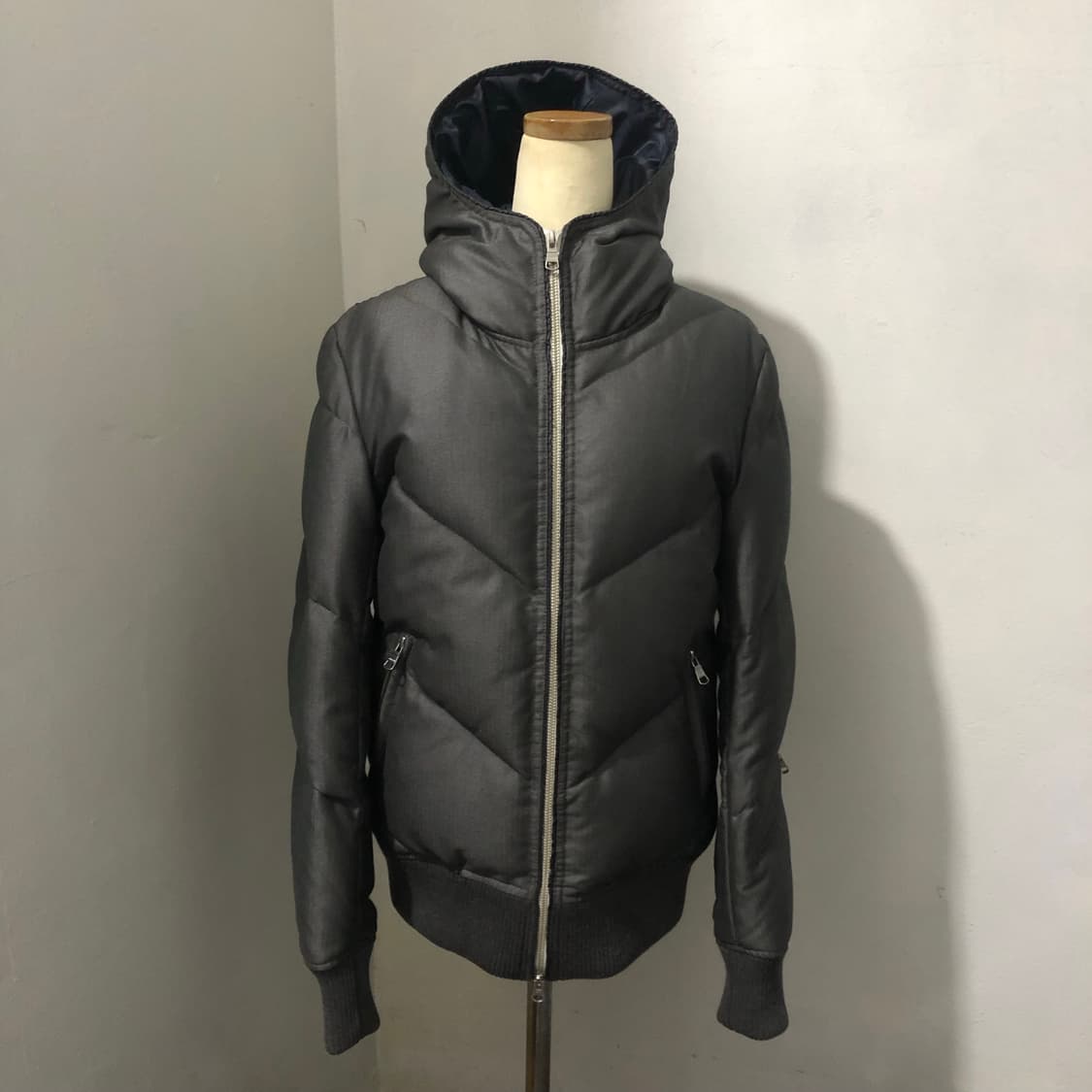 abahouse 다크 그레이 투웨이 다운 재킷 숏패딩 일본빈티지 상품이미지1