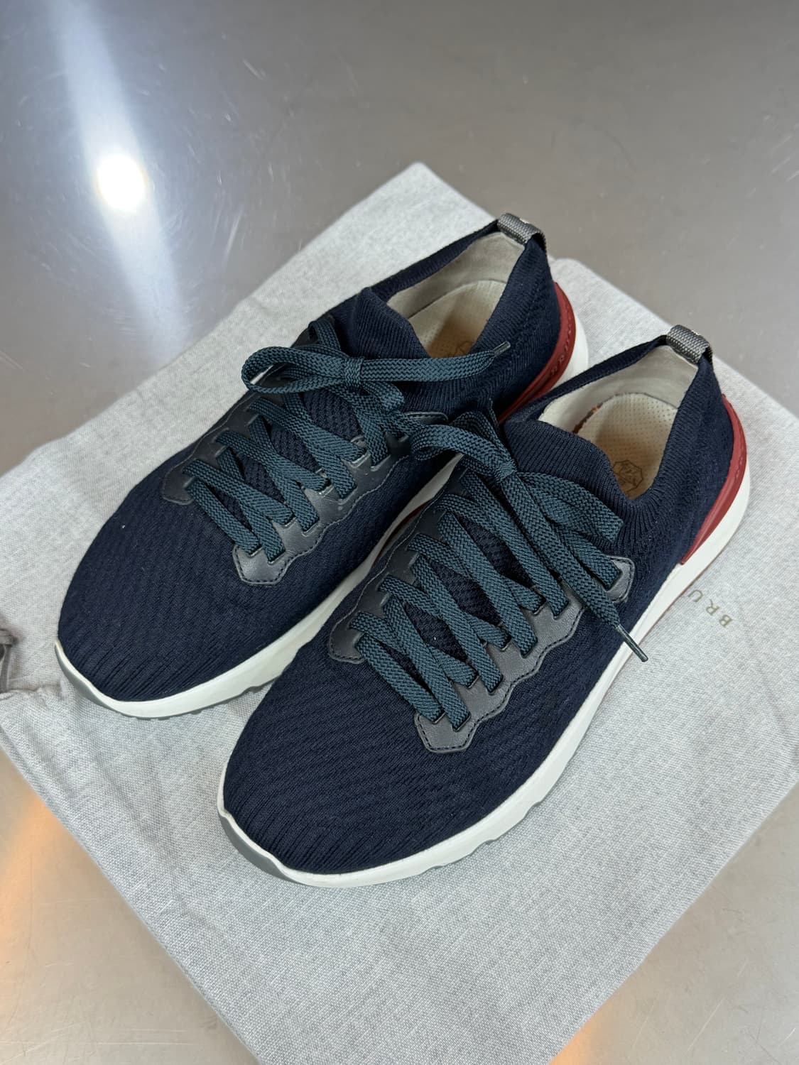 [리오브] 브루넬로 쿠치넬리 니트 폴리쉬드 카프스킨 러너 스니커즈 상품이미지2