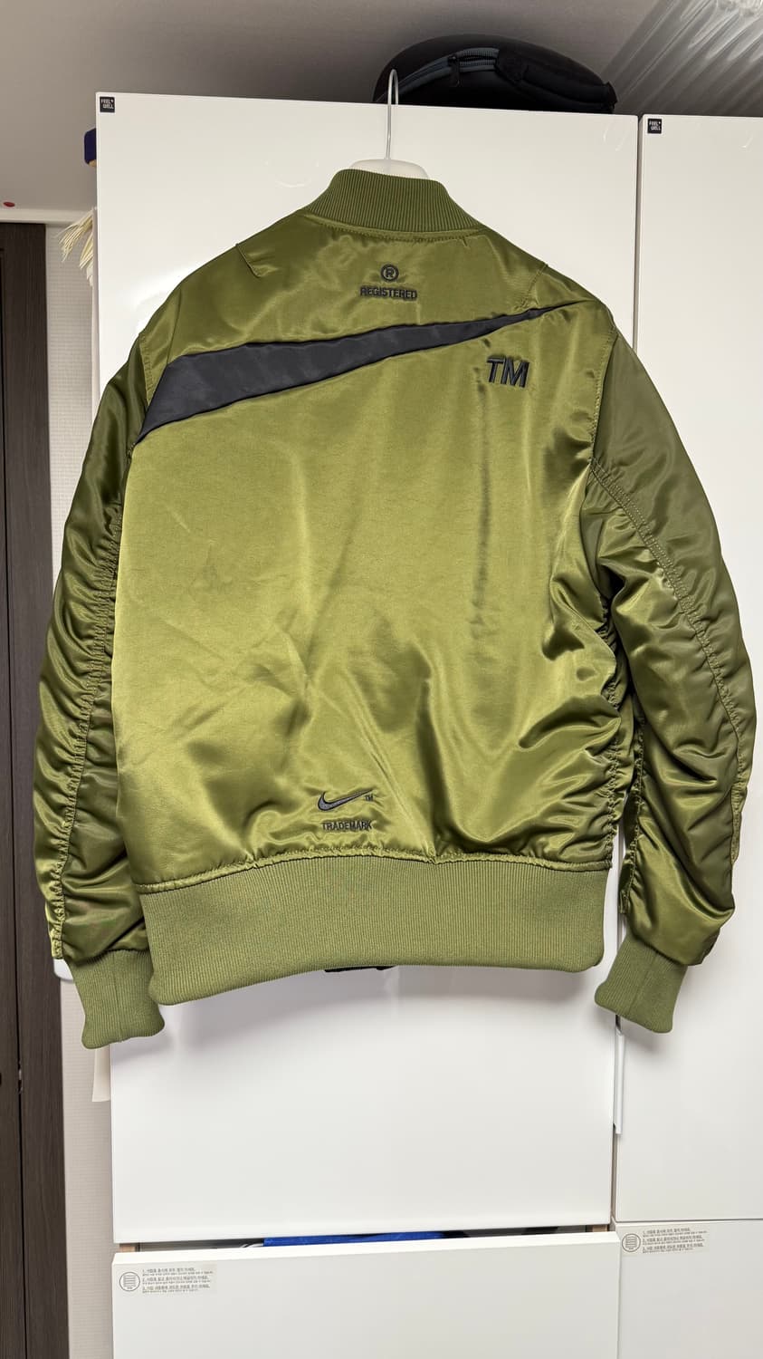 나이키 스우시 리버시블 봄버자켓 상품이미지4