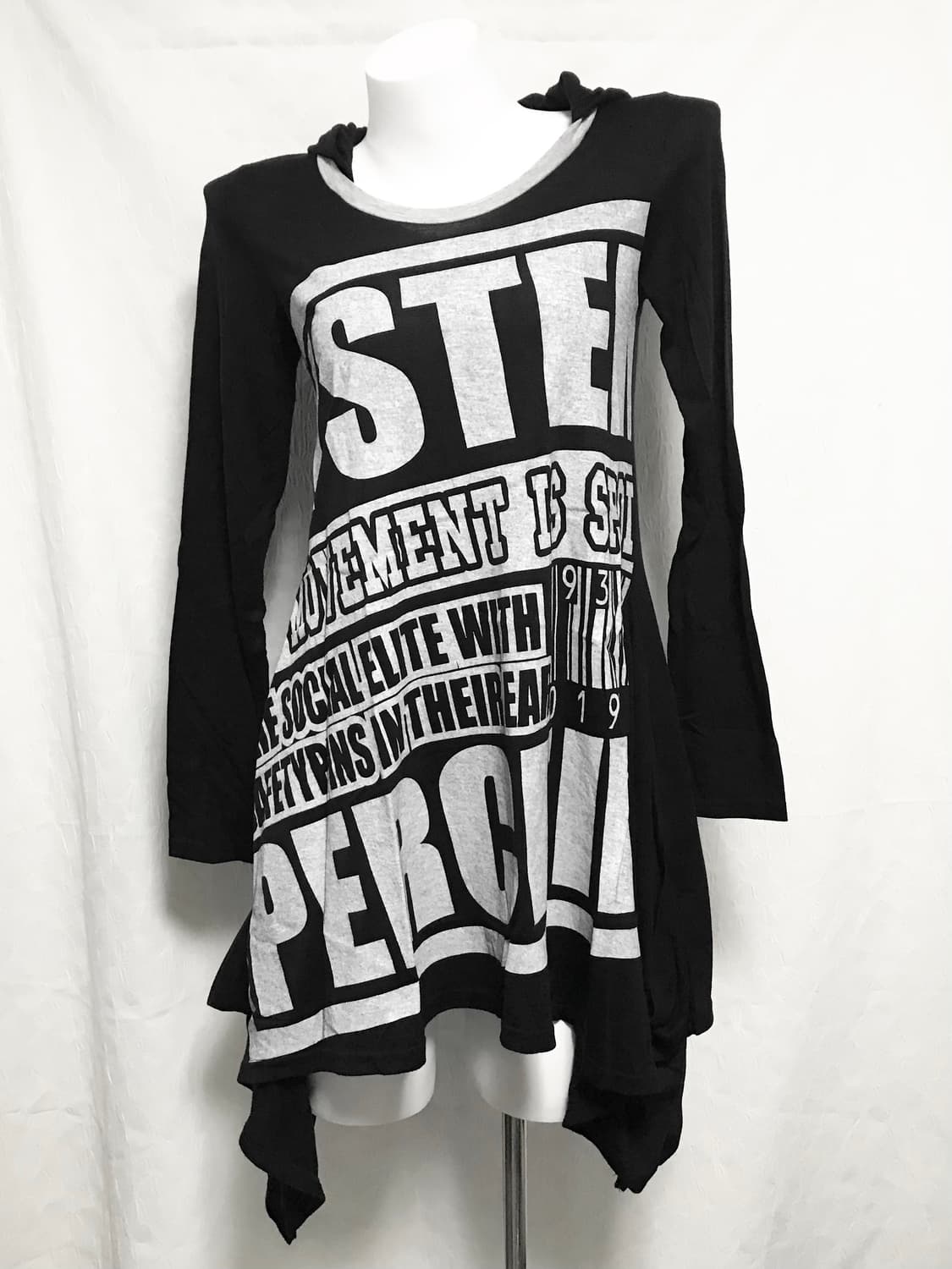 빈티지 갸루 펑크 레터링 언발 포켓 후드 롱슬리브 탑 상품이미지2