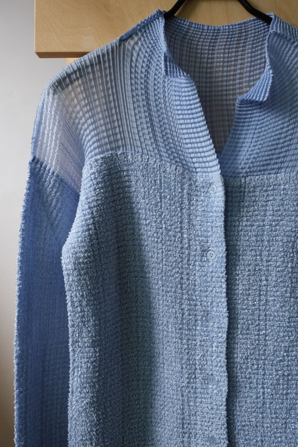Pleated Panel Bouclé Cardigan 상품이미지4