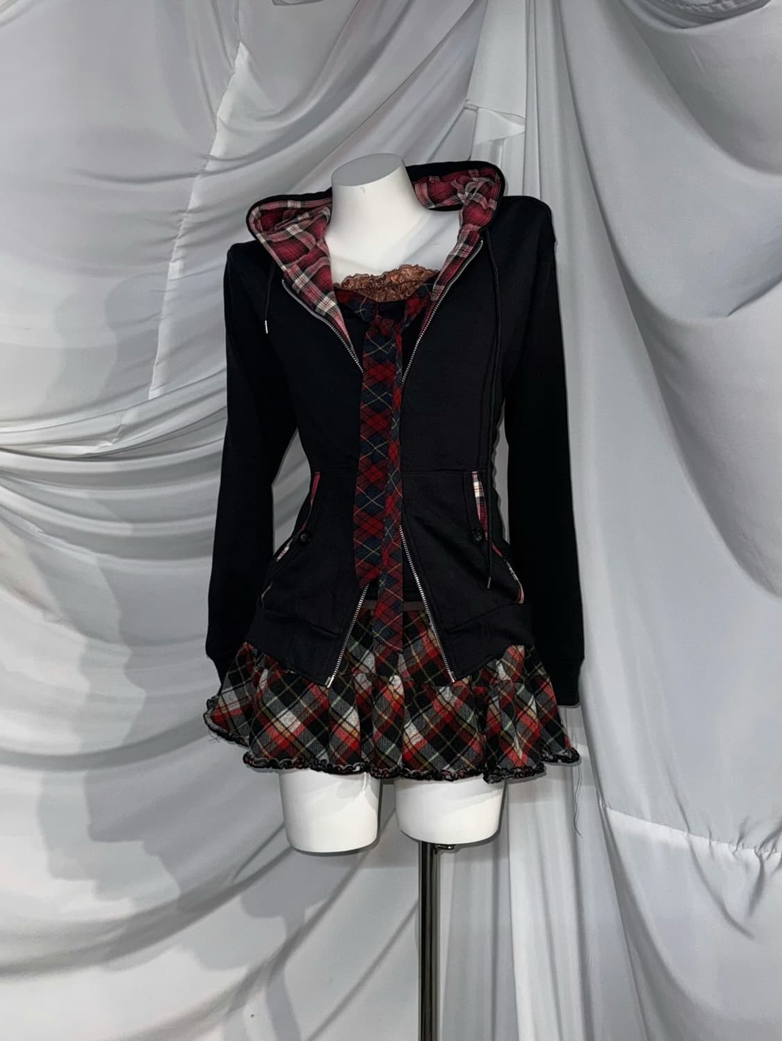 캐캐체 아무사복깔 무채색 레드체크 코디세트 상품이미지5