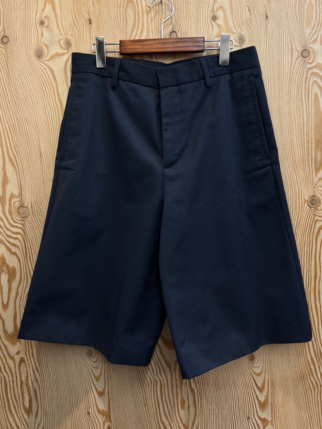 아크네 스튜디오 테일러드 버뮤다 팬츠 상품이미지1