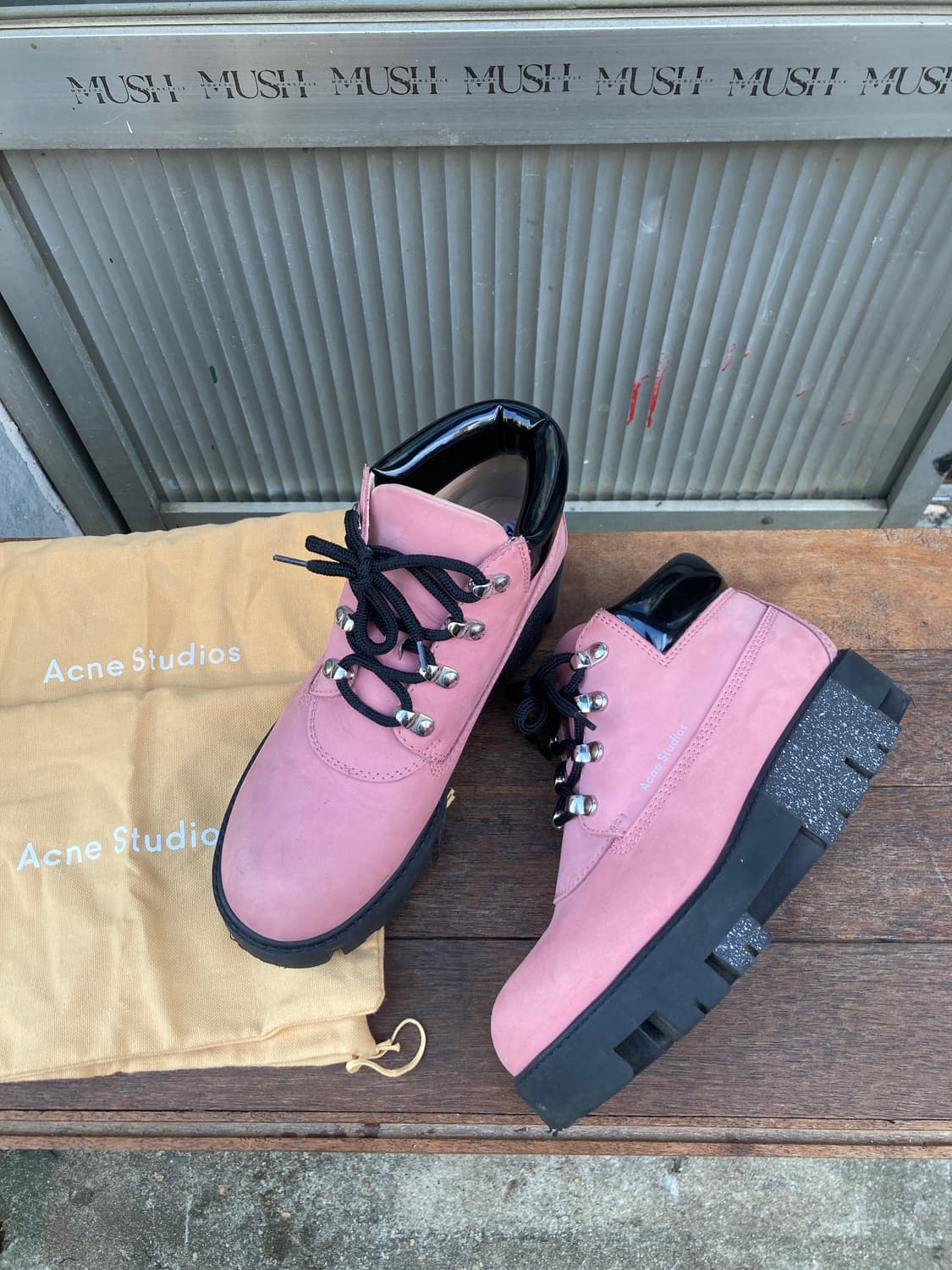 아크네스튜디오 핑크 루피 워커 상품이미지5