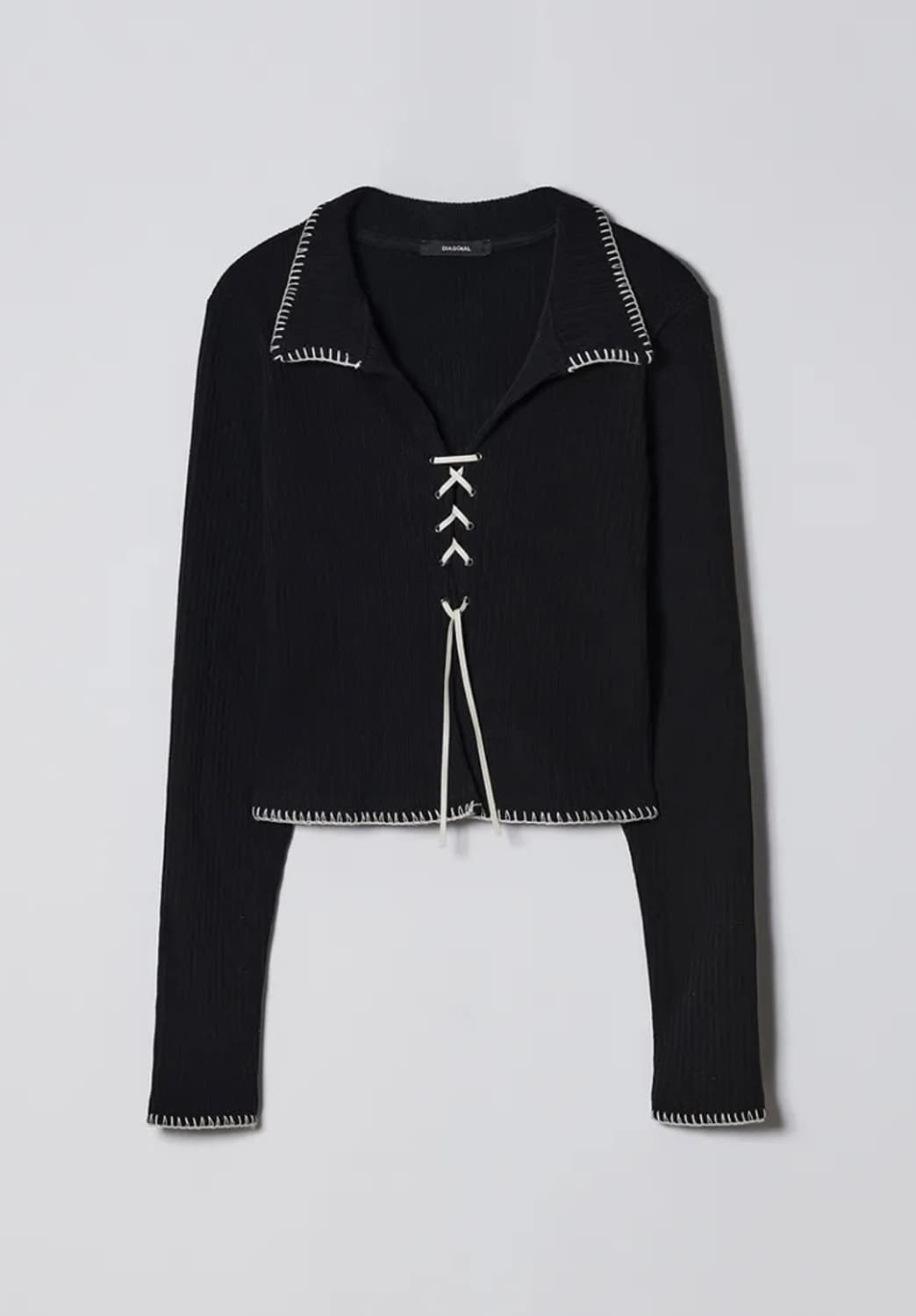 다이애그널 레이스업 스티칭 탑 블랙 상품이미지4