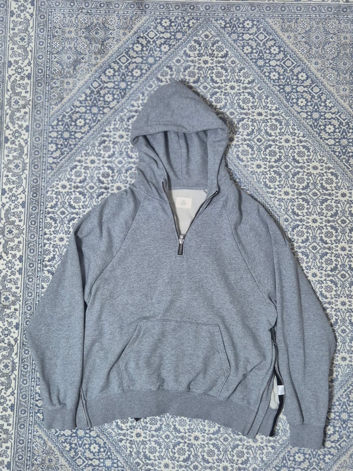 피오갓 2nd 컬렉션 그레이 하프 후드집업 (M) 상품이미지3