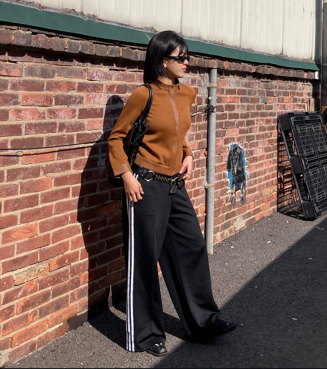 모50, 아크릴 50, 양가죽 디테일 니트 집업 상품이미지1