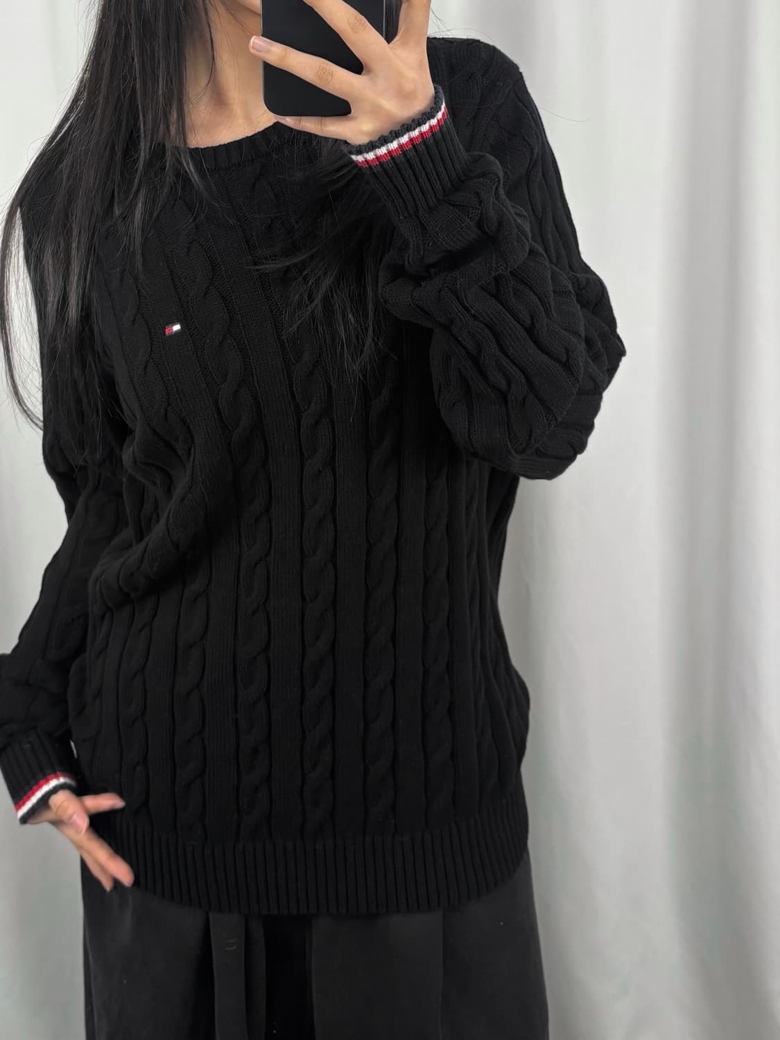 타미힐피거 블랙 코튼 꽈배기 니트 상품이미지3
