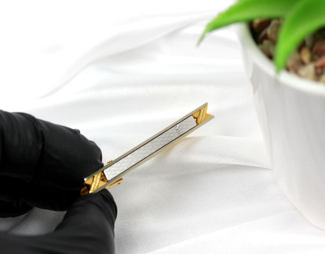 입생로랑 A등급 5.2cm 남자 명품 넥타이핀 커프스 세트 상품이미지7