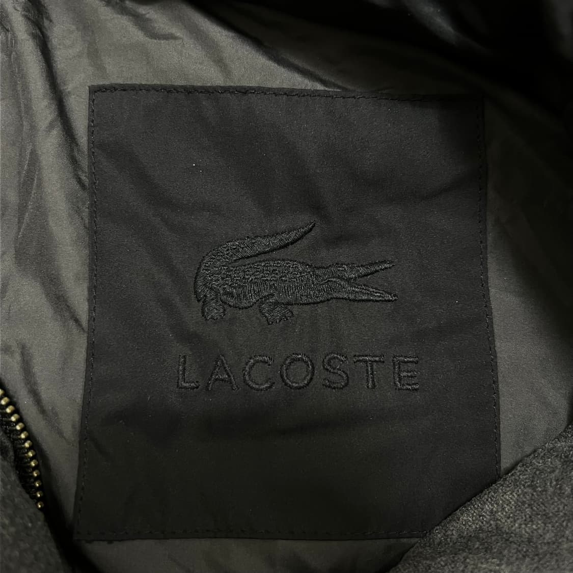 라코스테 여성 프리미엄 덕다운 스탠드넥 롱 패딩코트 [블랙] M/95 상품이미지4