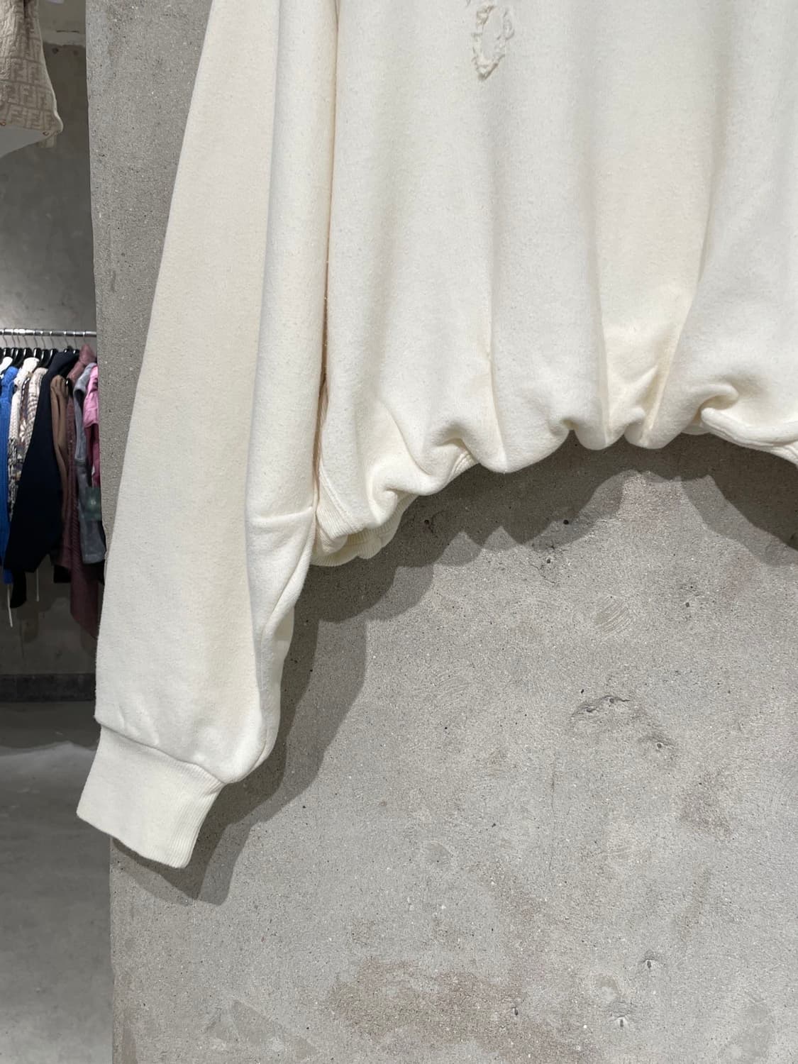 r13 아이보리 뉴욕 벌룬 오버사이즈 스웻 셔츠 상품이미지4