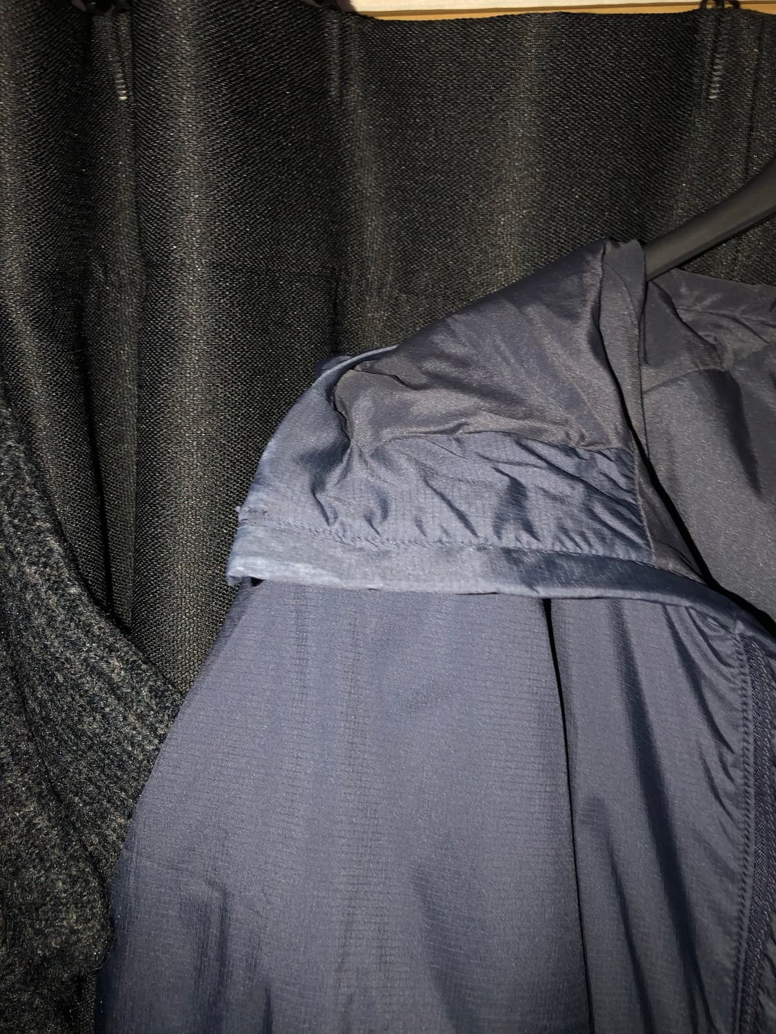 아크테릭스 아톰 후디 M 블랙사파이어 상품이미지4