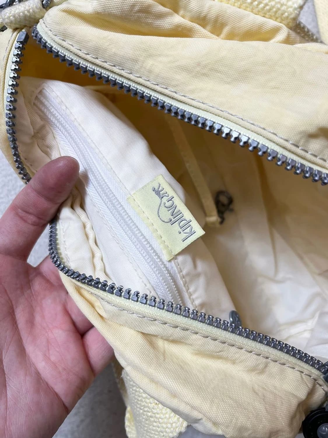 키플링 00's Y2K 포코노 미니 크로스백 A1862 상품이미지9