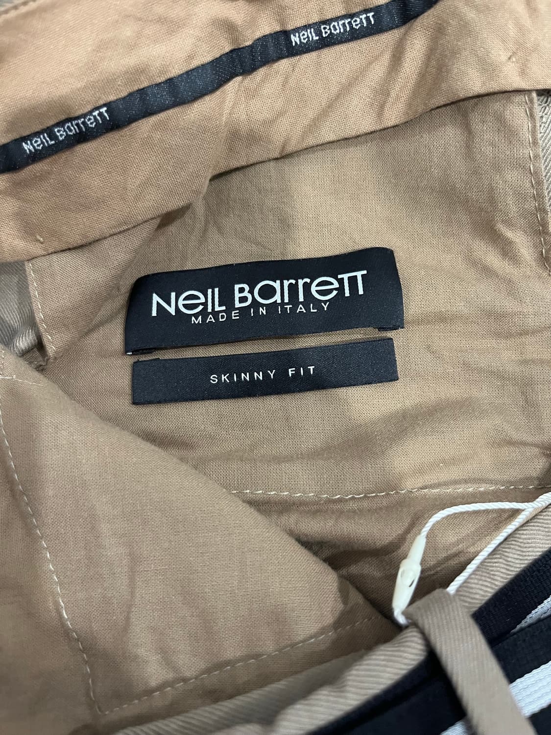 닐바렛 스키니핏 베이지 벨트 면바지 46 정품 상품이미지3