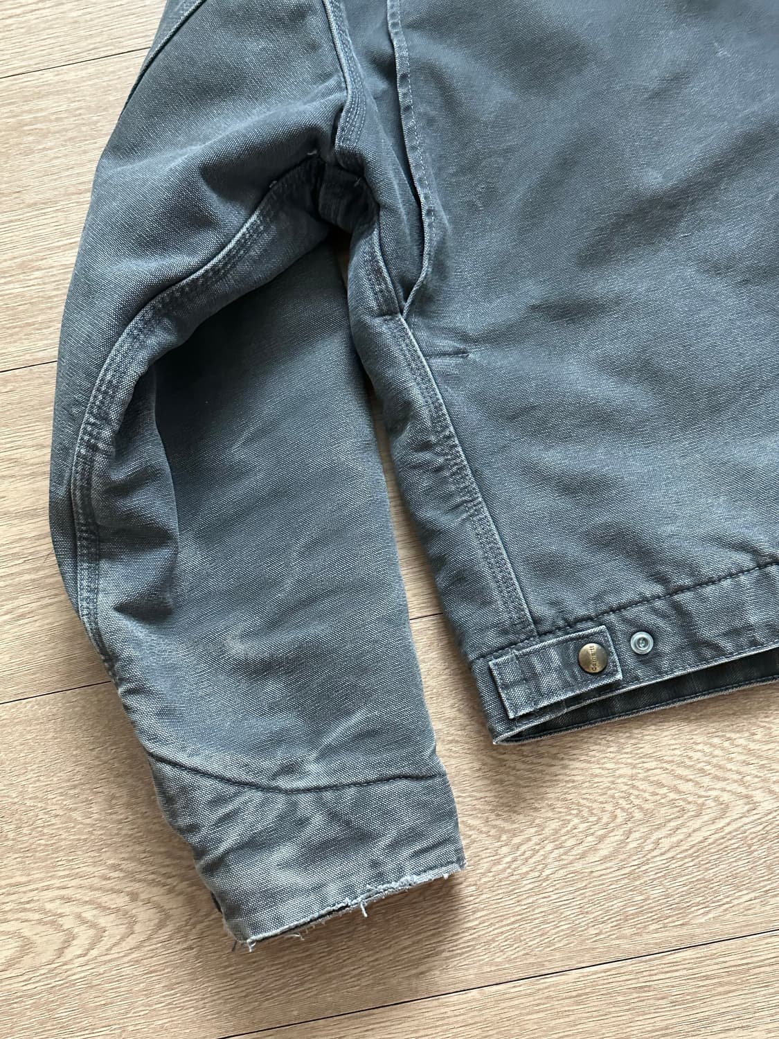 칼하트 디트로이트 J97 L GVL 상품이미지5