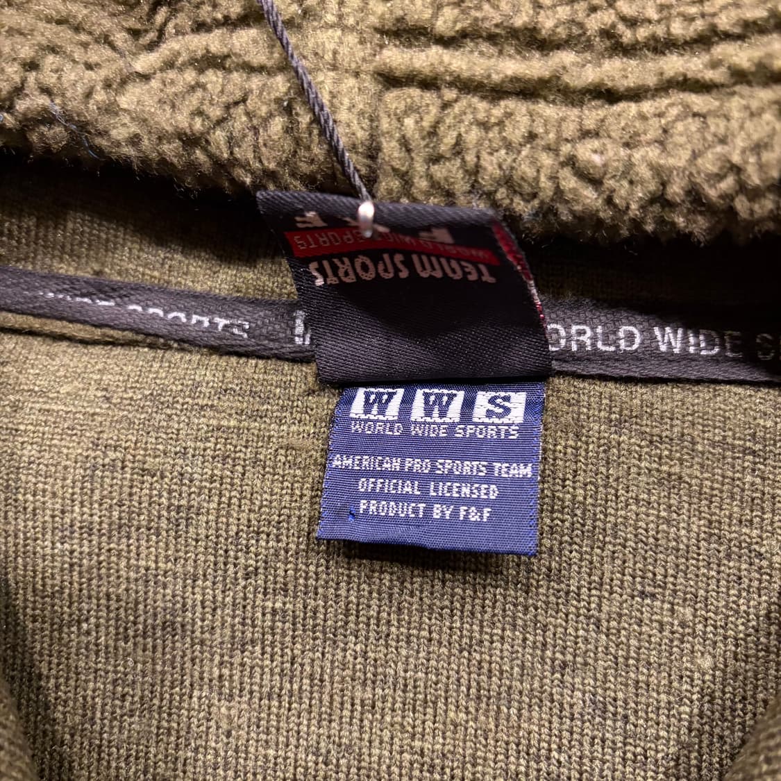 [100] MLB 엠엘비 오클랜드 카키색 뽀글이 후드집업 점퍼 C849 상품이미지4