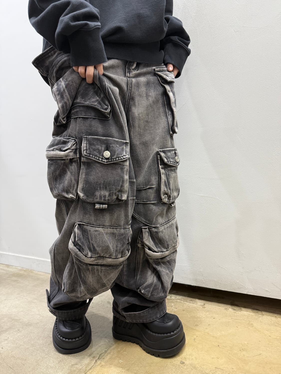 멀티포켓 디테일 데님 와이드 팬츠 상품이미지6