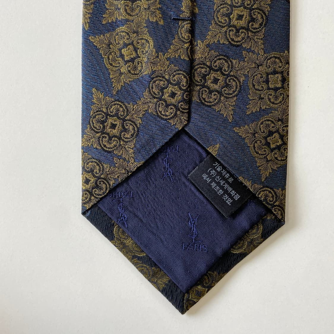 입생로랑(YSL) 명품 정품 심플로고 넥타이 상품이미지6