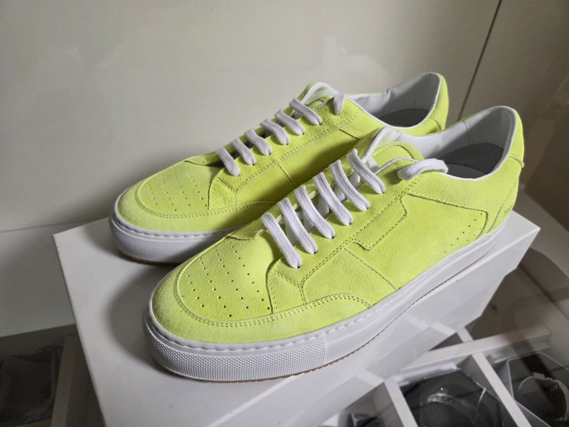 커먼프로젝트 스니커즈 네온 상품이미지1