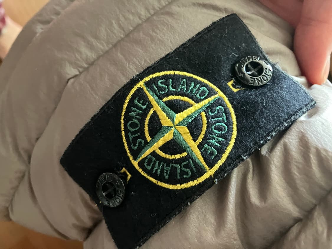 스톤 아일랜드 경량패딩 상품이미지4