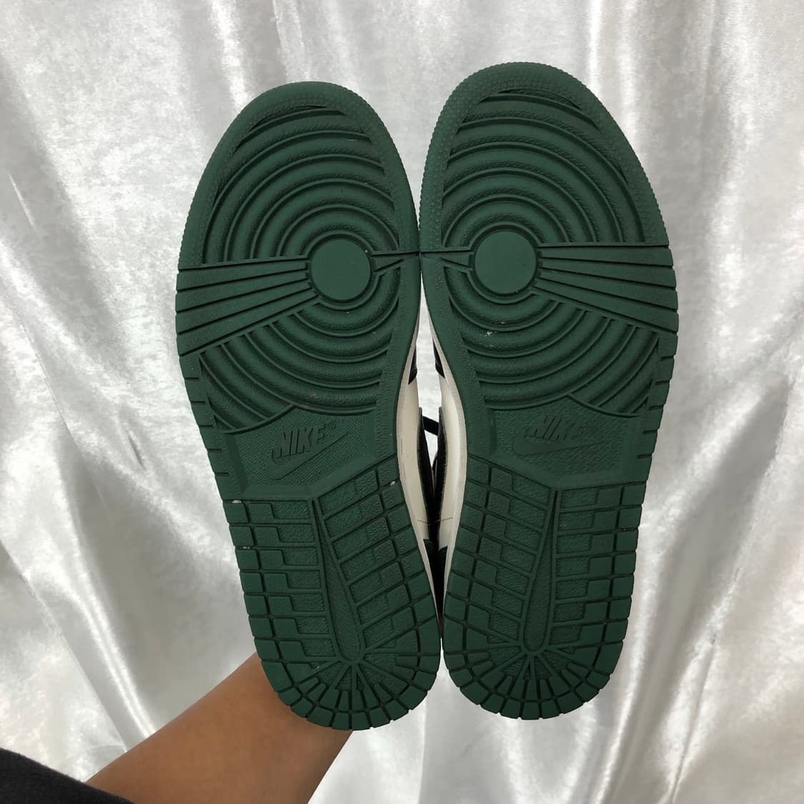 나이키 조던 1 로우 그린토 스니커즈 사이즈280  상품이미지8