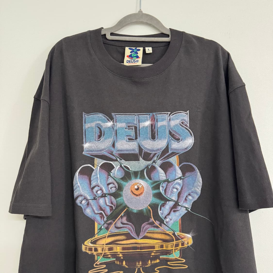 Deus 그래픽 티셔츠 새상품 L 상품이미지2