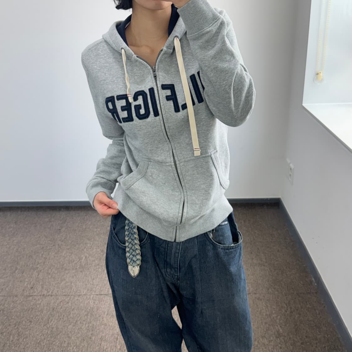 Tommy Hilfiger 타미힐피거 네이비 로고 그레이 후드집업 상품이미지1