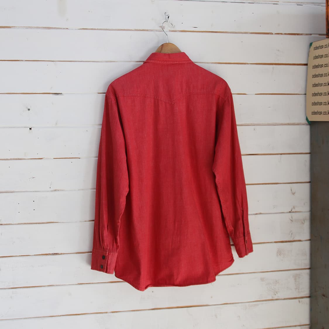 (착용컷) 90's 리바이스 화이트탭 웨스턴 셔츠 (남성용 103) 상품이미지3