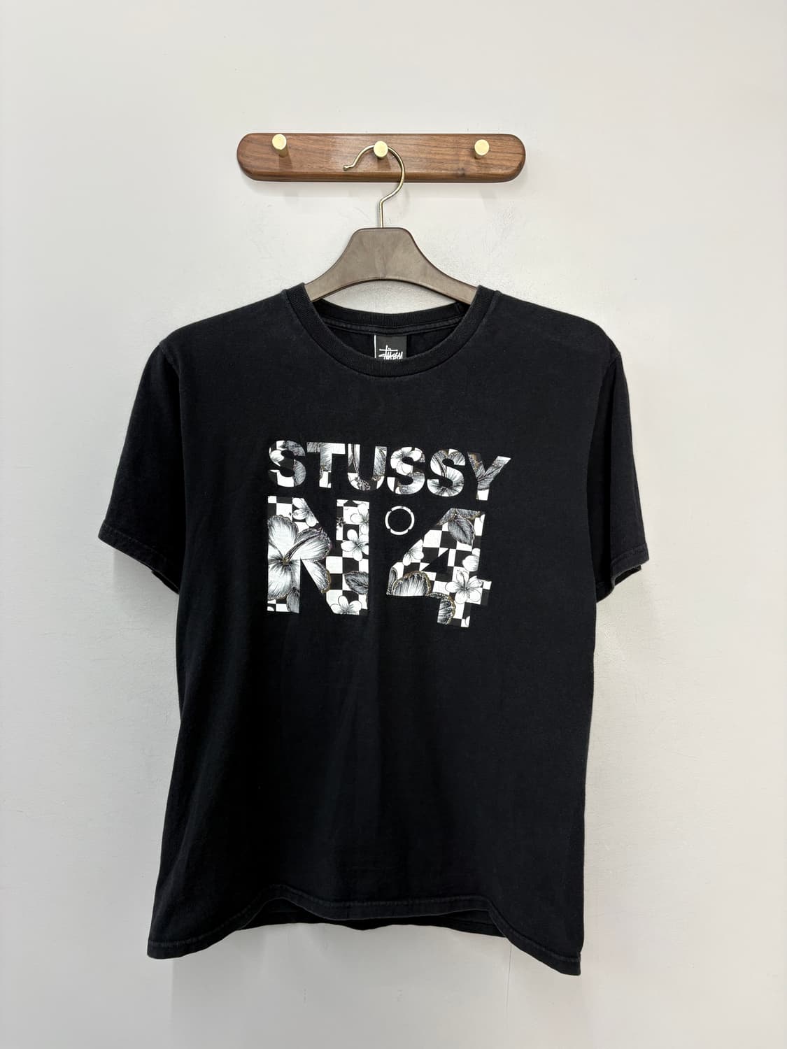 스투시 NO4 플라워 블랙 반팔 A3665 상품이미지2