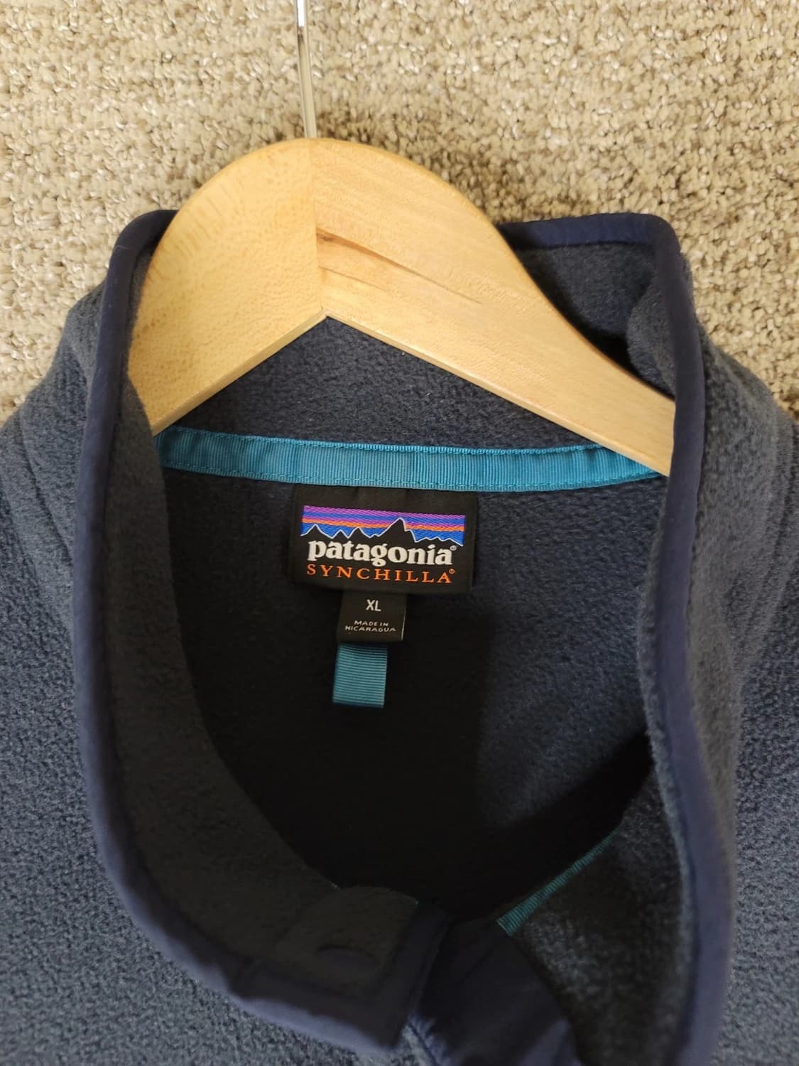 01FW 파타고니아 신칠라 스냅-티 네이비/블루 그레이 패턴 상품이미지4