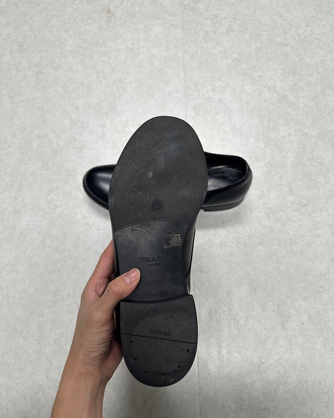 프라다 레더 더비 슈즈 상품이미지10