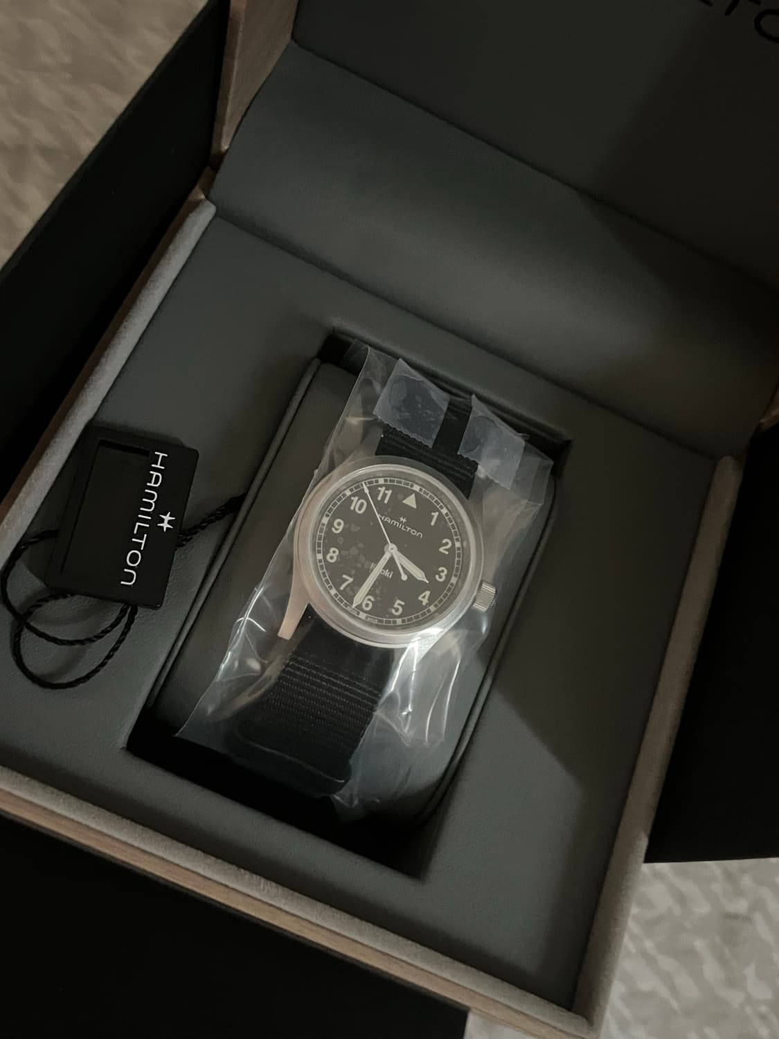 해밀턴 카키필드 쿼츠 블랙 33mm 새상품 상품이미지1