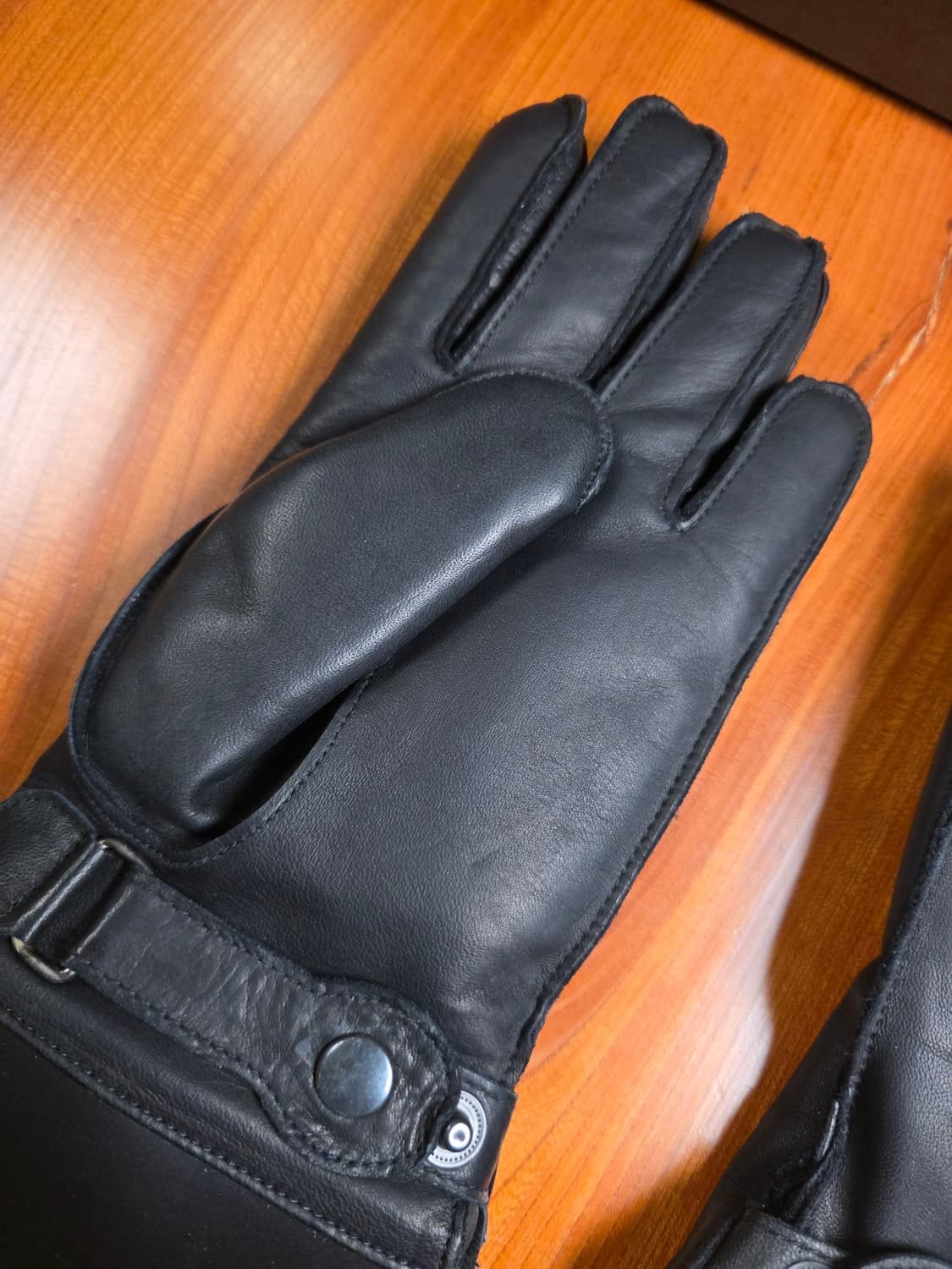 리어맥코이 부코 건틀렛 장갑 상품이미지3