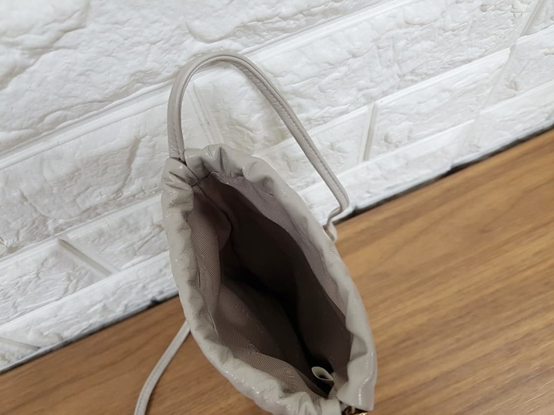 제이에스티나 미니 크로스백 (핸드폰가방)  상품이미지7