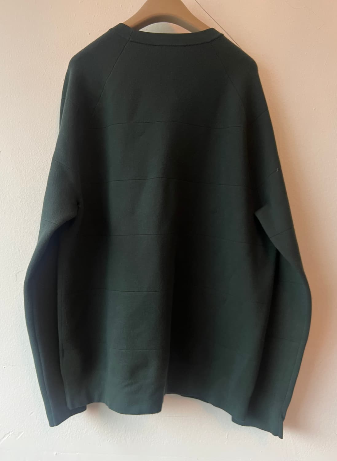 띠어리 남성 카키 라운드니트 상품이미지8