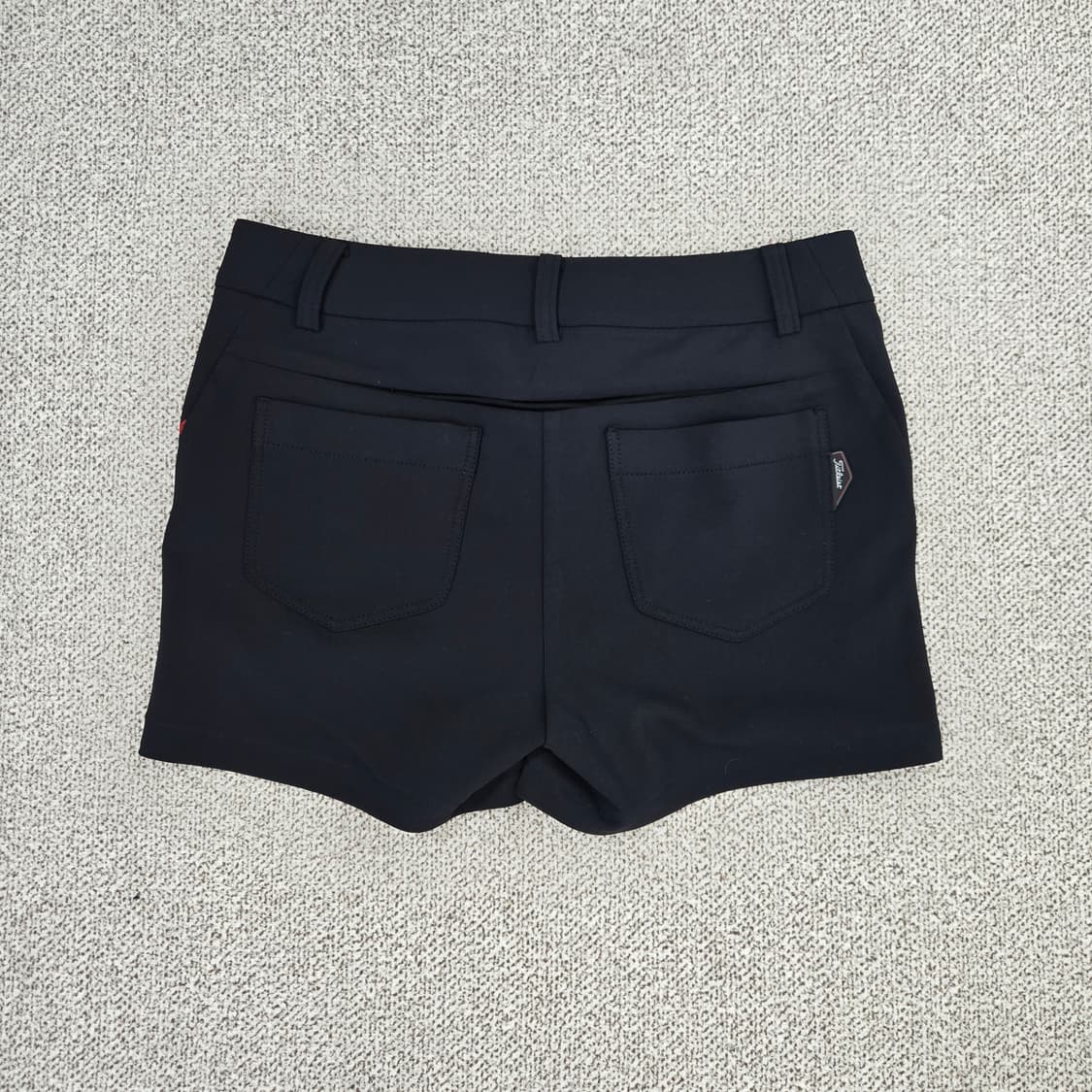 0157 타이틀리스트 여성 골프 반바지 블랙 64 상품이미지2