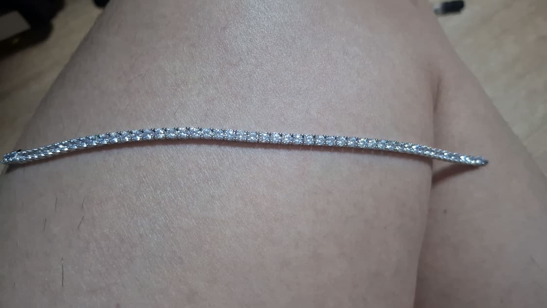 테니스팔찌와 덤으로 은 목걸이 팝니다 상품이미지3