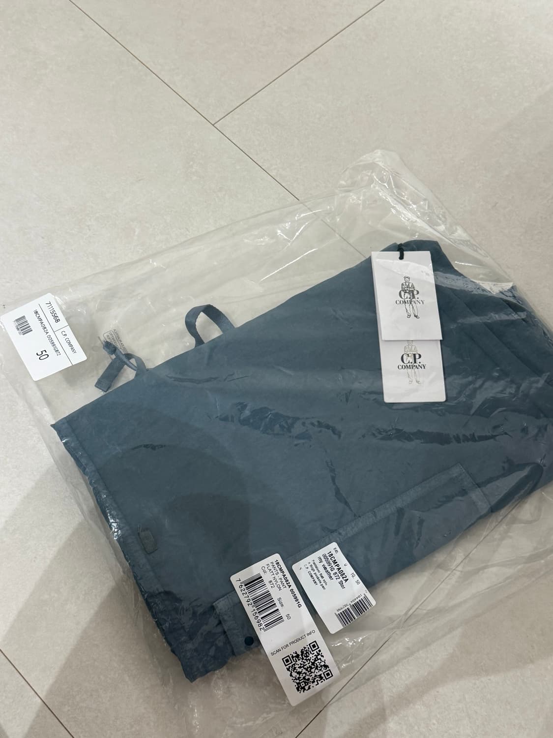 (새상품) C.P Company 씨피 컴퍼니 플랫 나일론 포켓 팬츠 50 상품이미지10